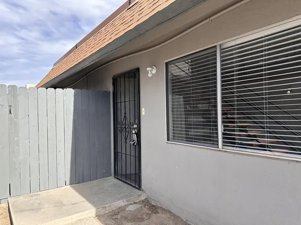 3901 Soranno Ave APT C, Bakersfield, CA 93309