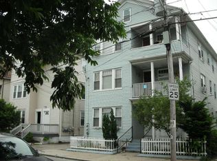 64 Felix St, Providence, RI 02908