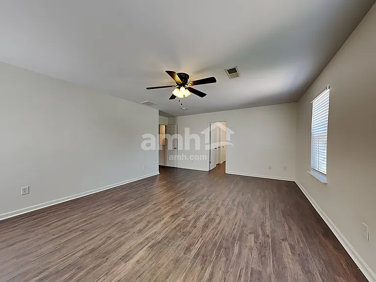 4095 Shadetree Dr — Photo 10