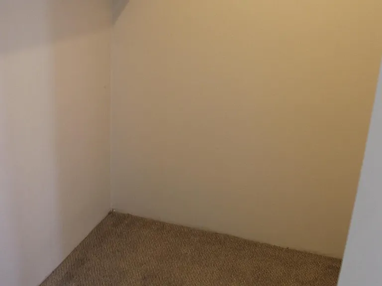 2416 Salutaris Ave #5 — Photo 15