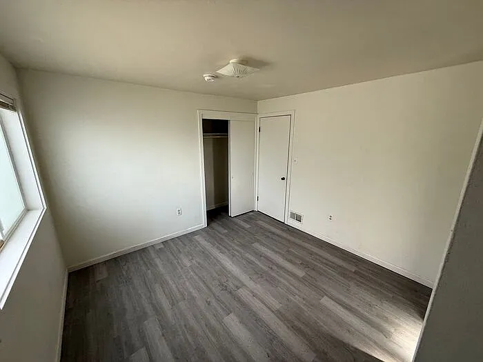 3734 S M St #B — Photo 3
