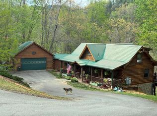 573 Cold Springs Ln, Galax, VA 24333