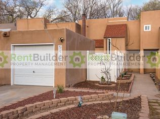 5447 6th St NW, Albuquerque, NM 87107