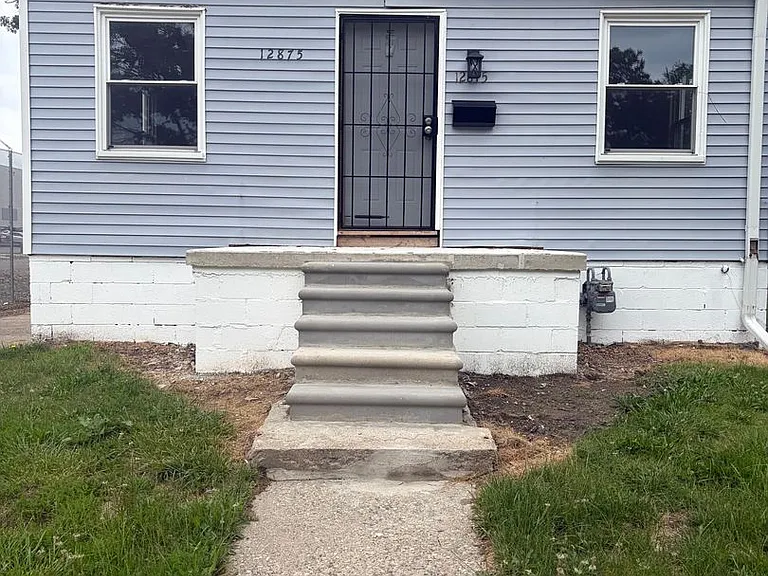 12875 Faust Ave — Photo 1