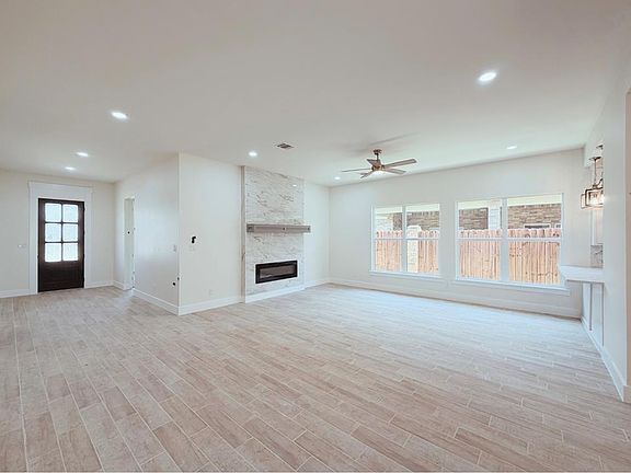 3rd image of 1509 Ridglea