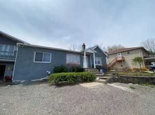 48 Carr Ave #102, Dallas, PA 18612