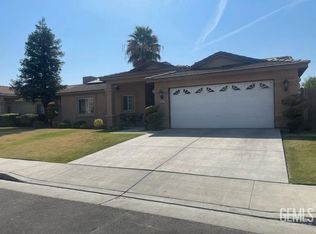 5007 La Pinta Maria Dr, Bakersfield, CA