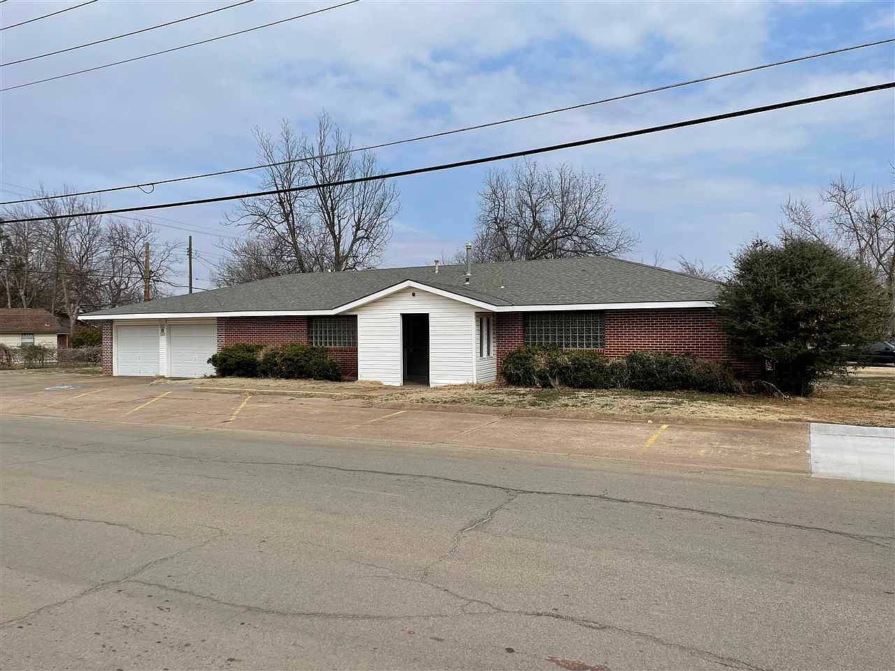 112 S Highland Ave, Cushing, OK 74023 MLS 129699 Zillow