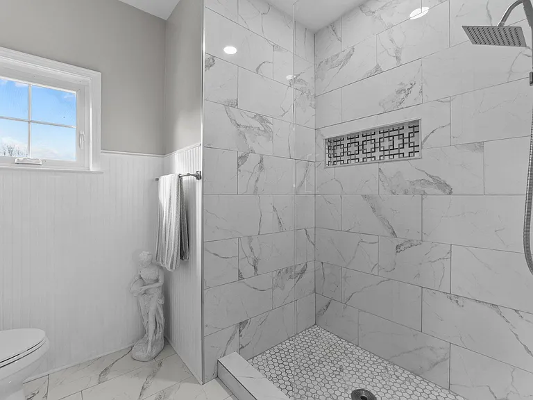 18823 Cloverstone Cir — Photo 25