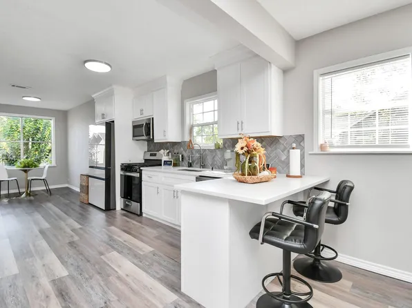 115 Morrell St, Baytown, TX 77520