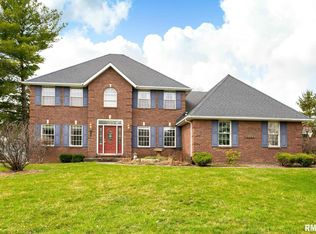 3195 Lundy Ln, Bettendorf, IA 52722