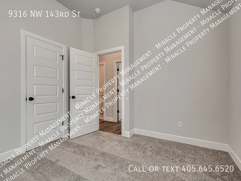 9316 NW 143rd St — Photo 31