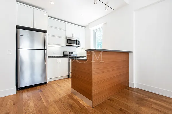 Rented by Brick&Mortar | media 15