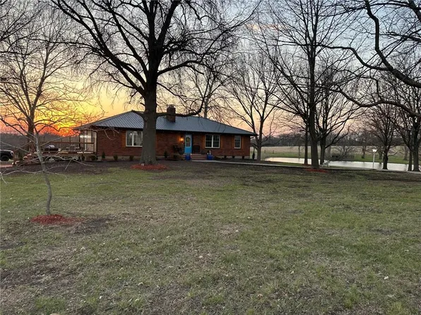 32240 N Rockville Rd, Louisburg, KS 66053