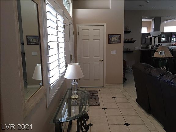 5th image of 3149 Darby Falls Dr