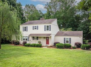 400 Camelot Dr, Statesville, NC 28625