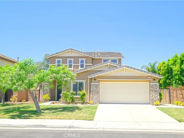 7643 Bristol Bay Cir, Corona, CA 92880