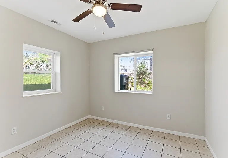 3300-3374 Valley View Dr NE #3334 — Photo 5