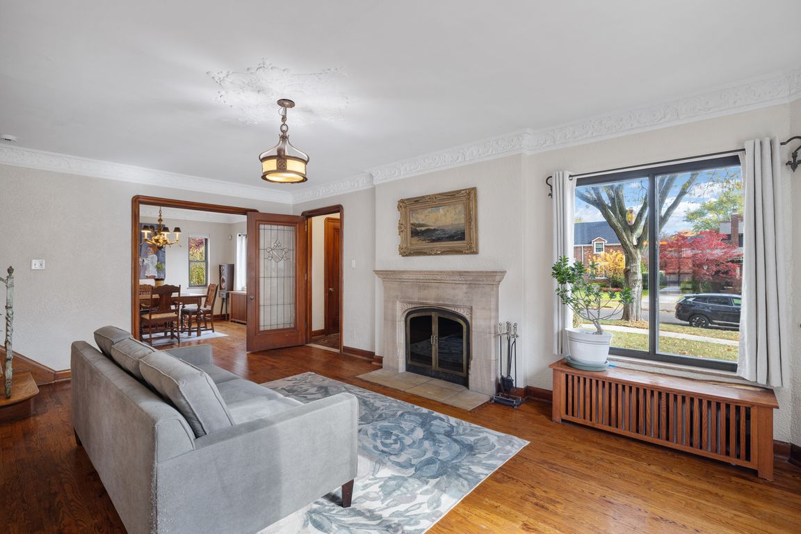 next background image