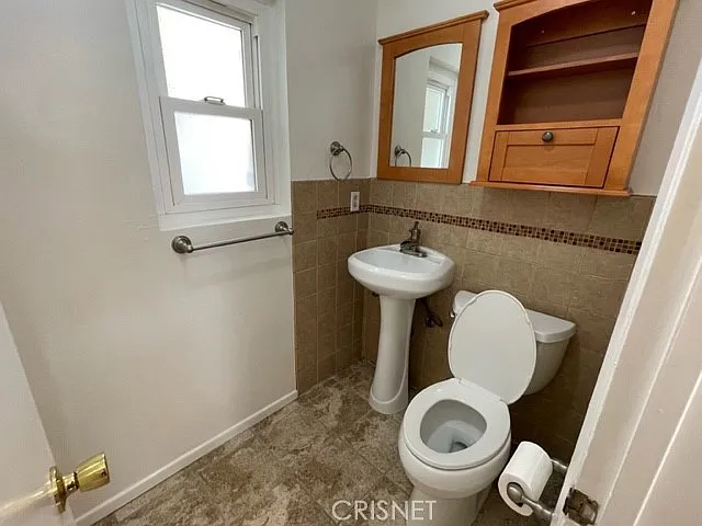 6106 Cedar St — Photo 7