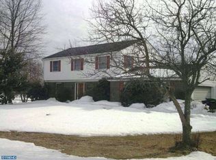 215 Heffner Rd, Royersford, PA 19468