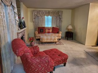 16 Cutting Ct, Richmond, CA 94804