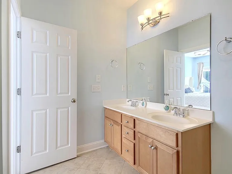 1490 Seabago Dr — Photo 15
