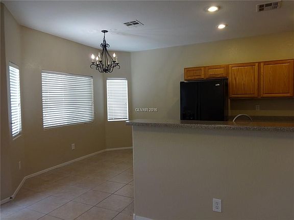5th image of 2467 Belt Buckley Dr