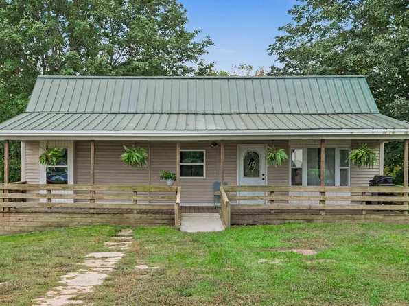 944 110th Ave, Plainwell, MI 49080