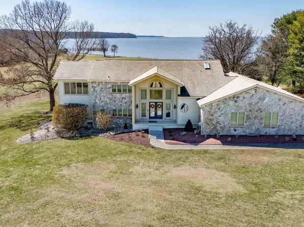 172 Wickwire Dr, Earleville, MD 21919