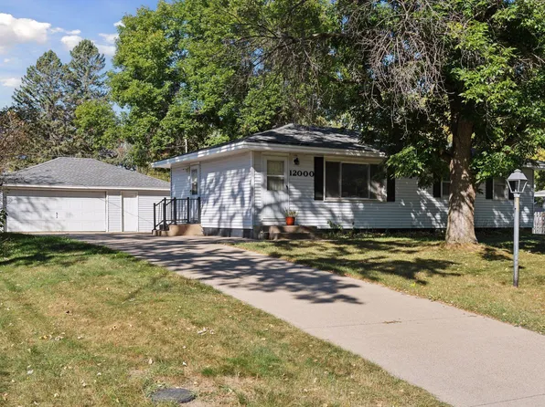 12000 Washington St NE, Blaine, MN 55434