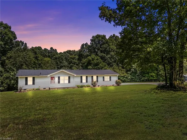 524 Old Silver Hill Rd, Lexington, NC 27292