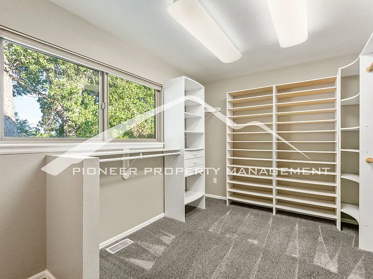 6525 White Falcon Ct — Photo 11
