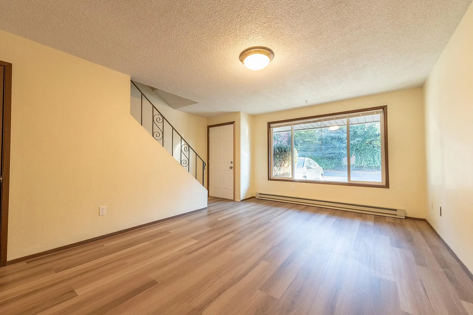 15536 SE East Ave photo 1