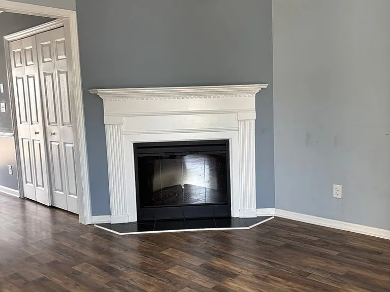2330 Vineyard Dr #N4 — Photo 3