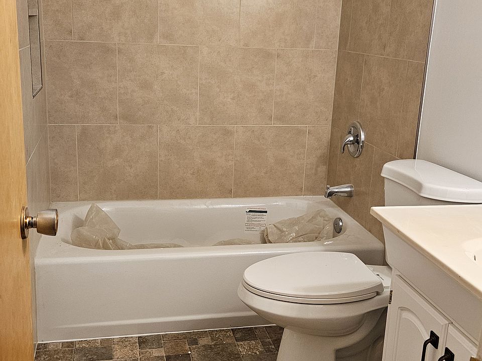 Updated main floor bathroom