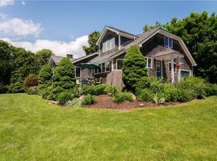 1099 Stafford Rd, Tiverton, RI 02878