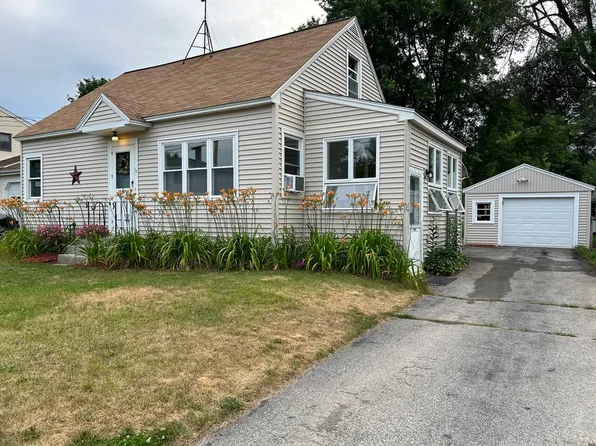 20 Larch St, Manchester, NH 03102