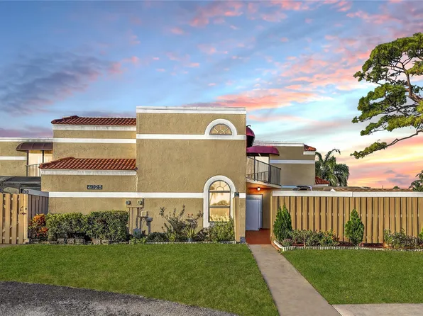 4025 Village Drive #C, Delray Beach, FL 33445