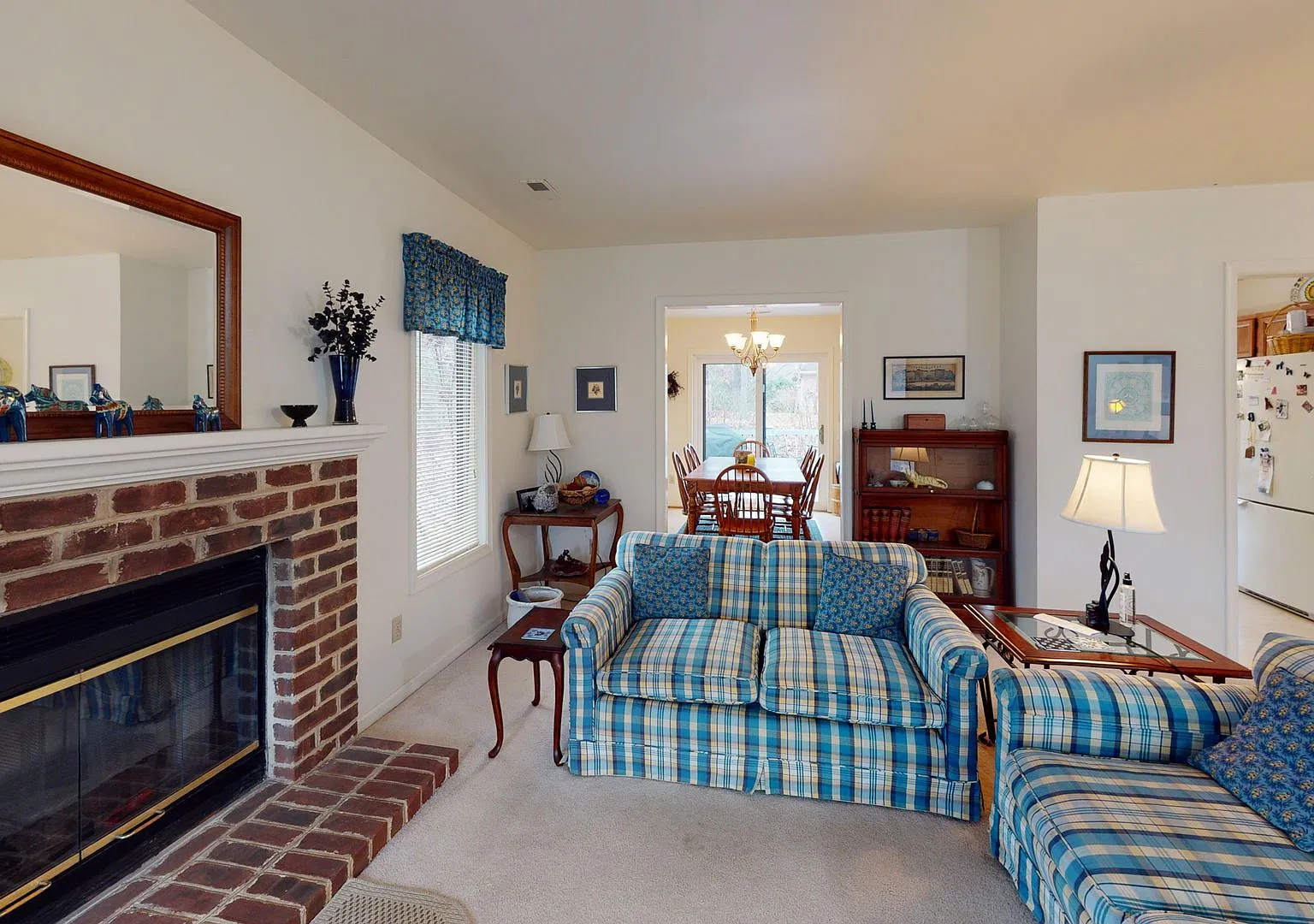 Short Term Furnished House — Photo 3