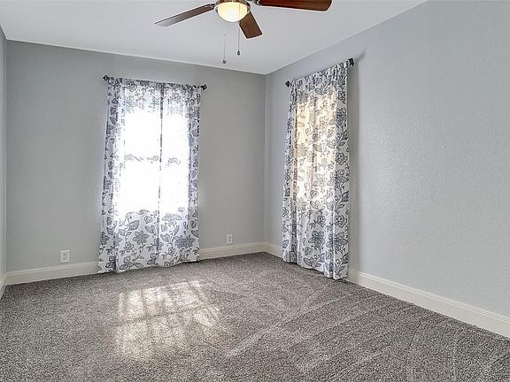 4th image of 320 W Evans Ave
