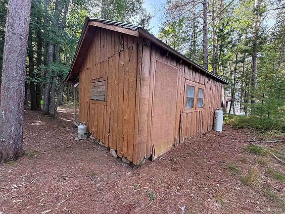 3rd image of 188 E Military Rd