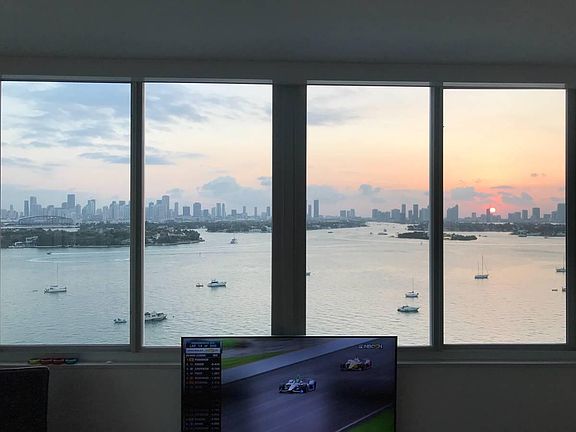 3rd image of 1200 West Ave Penthouse 6