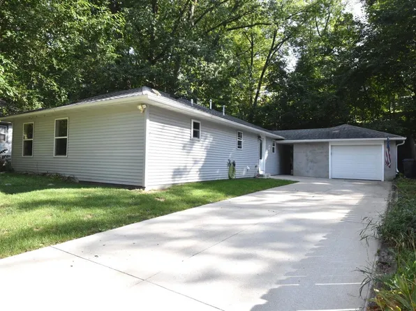 29917 Greenleaf DRIVE, Burlington, WI 53105