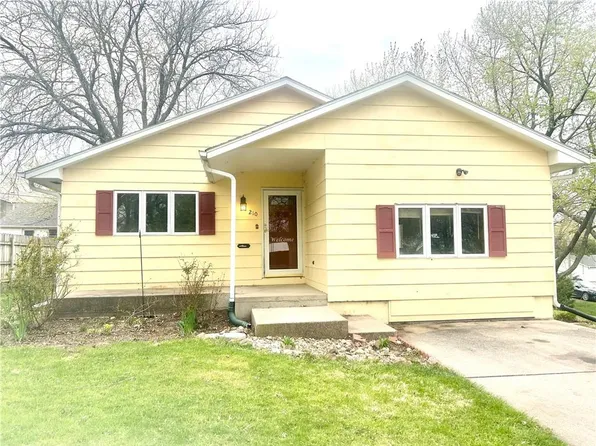 210 S Mulberry St, Maryville, MO 64468