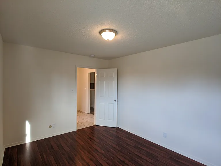 2607 Ellsworth Street — Photo 21
