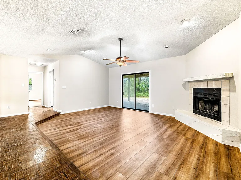 119 Palm Valley Woods Dr — Photo 10
