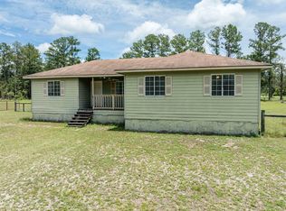 405 SE Apache Ave, Lee, FL 32059