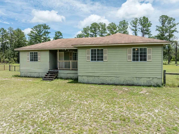 405 SE Apache Ave, Lee, FL 32059