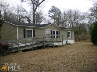 104 Sheffield Cir, Claxton, GA 30421